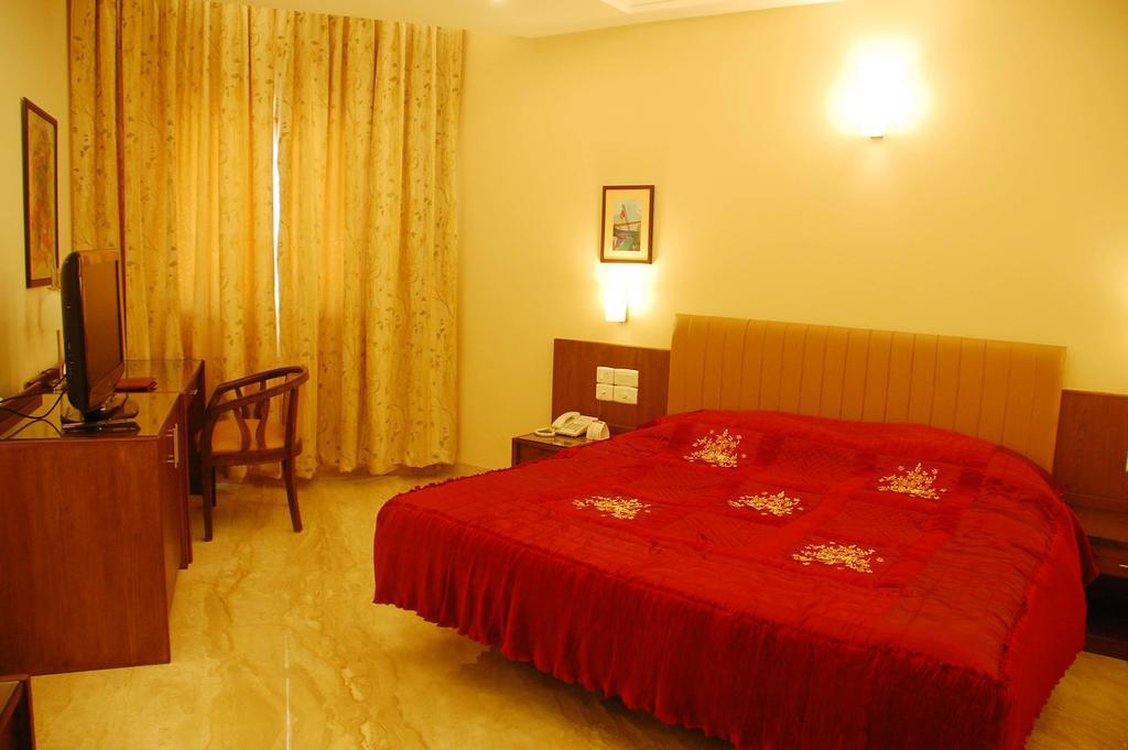 Hotel Deepa Comforts Mangalore Extérieur photo